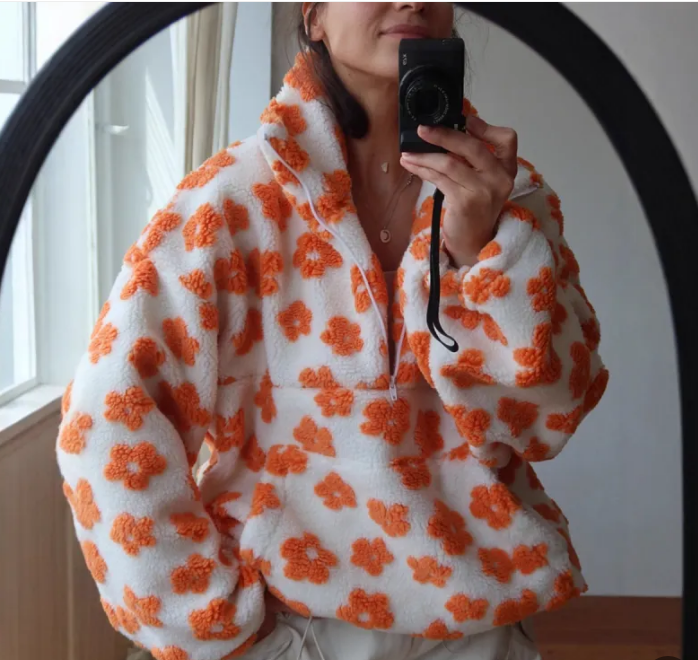 Daisy - Polar fleece Flowering